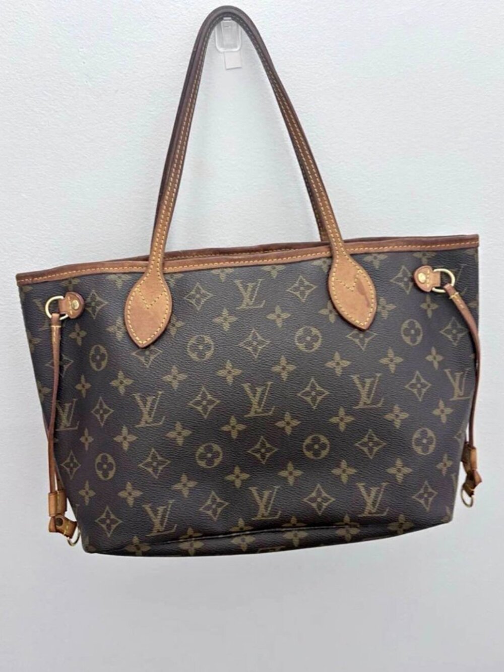Louis Vuitton Shoulder Bag